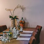 Palazzo Rosso Old Town Hotell 3*