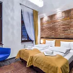 Palazzo Rosso Old Town Hotell