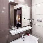 Palazzo Rosso Old Town Hotell