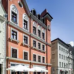 Palazzo Rosso Old Town Hotell 3*