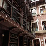 Hotell Palazzo Rosso Old Town