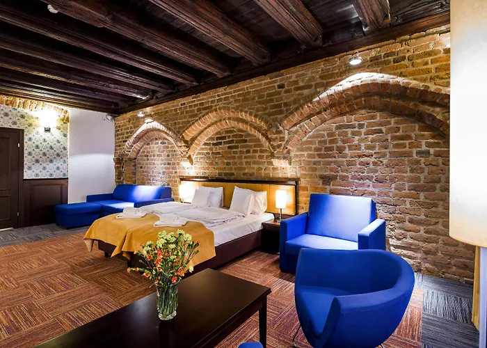 Palazzo Rosso Old Town 酒店