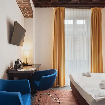 Palazzo Rosso Old Town מלון פוזנן