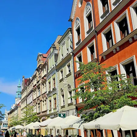 Palazzo Rosso Old Town 3* פוזנן