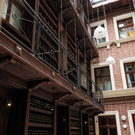 ホテル Palazzo Rosso Old Town