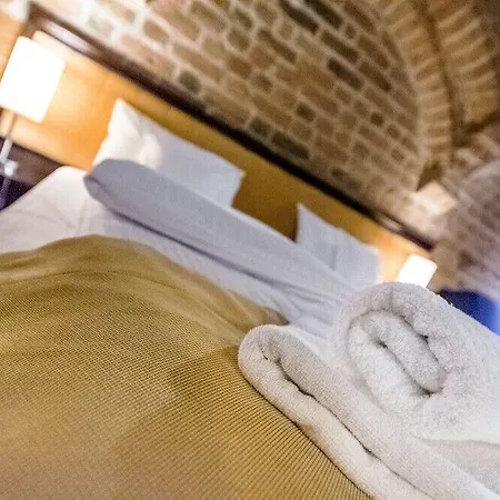 Palazzo Rosso Old Town 3*