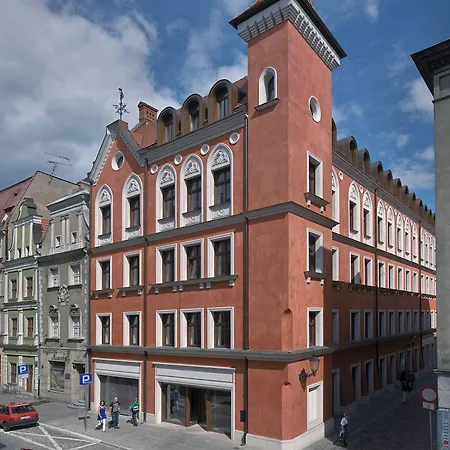 Palazzo Rosso Old Town 3* Познань