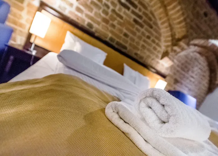 Palazzo Rosso Old Town