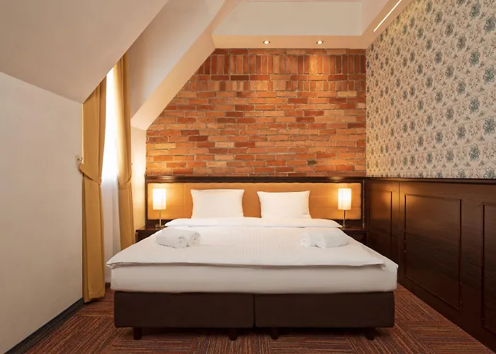 Hotel Palazzo Rosso Old Town